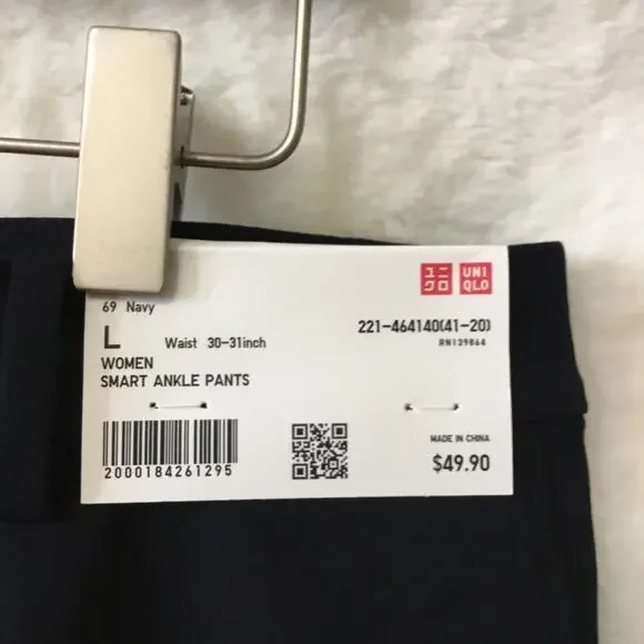 Uniqlo Black Smart Ankle Pants - Picture 5 of 10